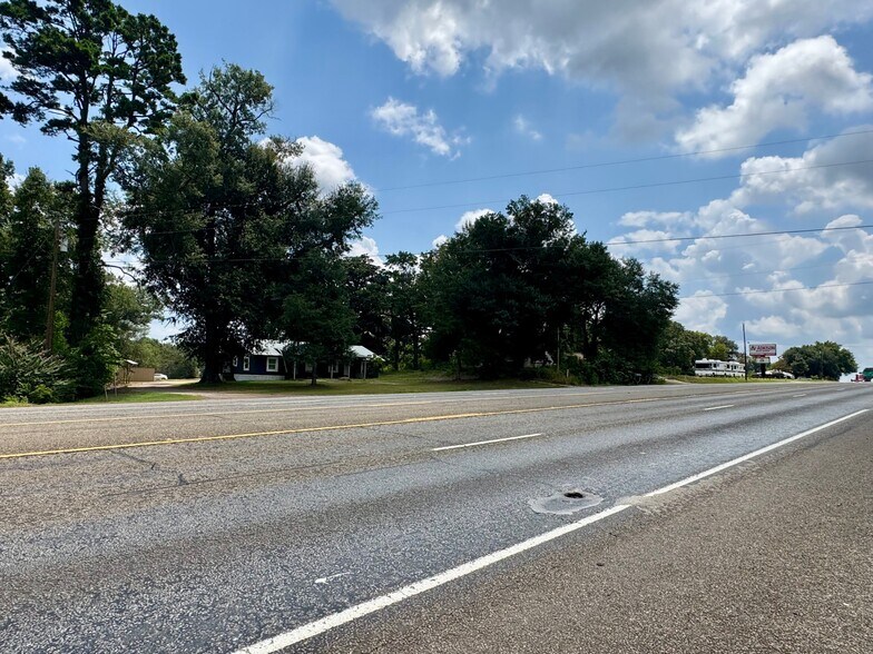 More Photos Of 9054 US Highway 259, Nacogdoches Manufactured Housing Mobile Home Park For Sale