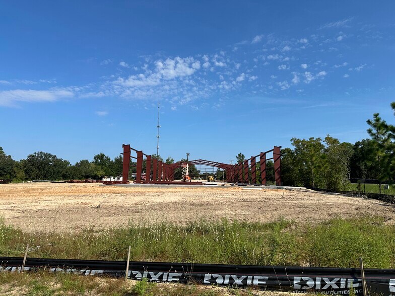 More Photos Of 4145 Southview Dr, Tallahassee Warehouse For Lease