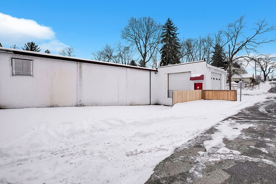 Primary Photo Of 7295 Rickley St, Reynoldsburg Warehouse For Lease