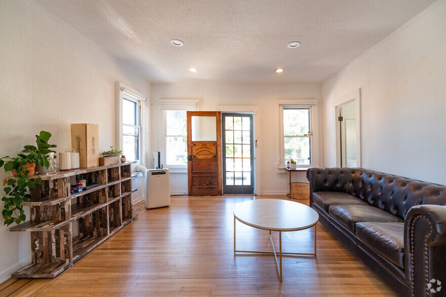 More Photos Of 611 1st St, Napa Storefront Retail Office For Sale