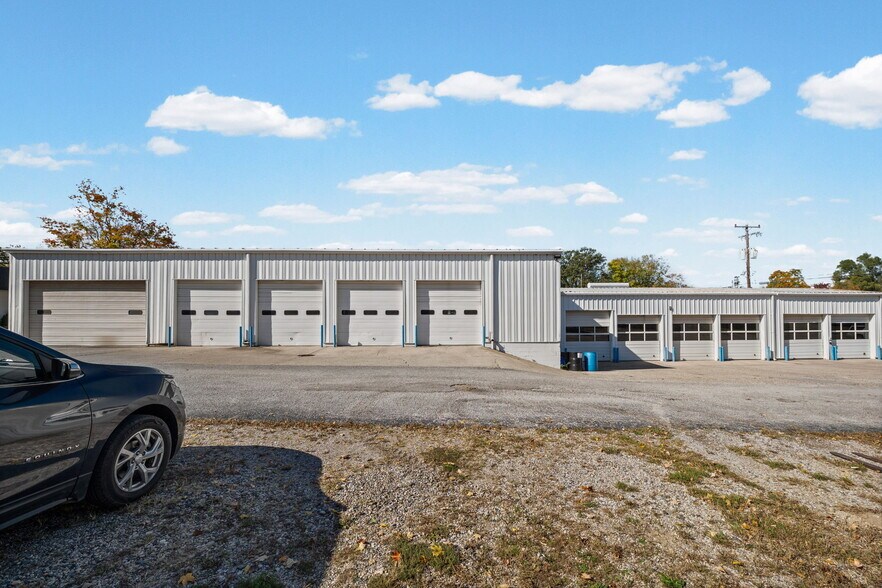 More Photos Of 400 E Pike St, Attica Auto Dealership For Sale