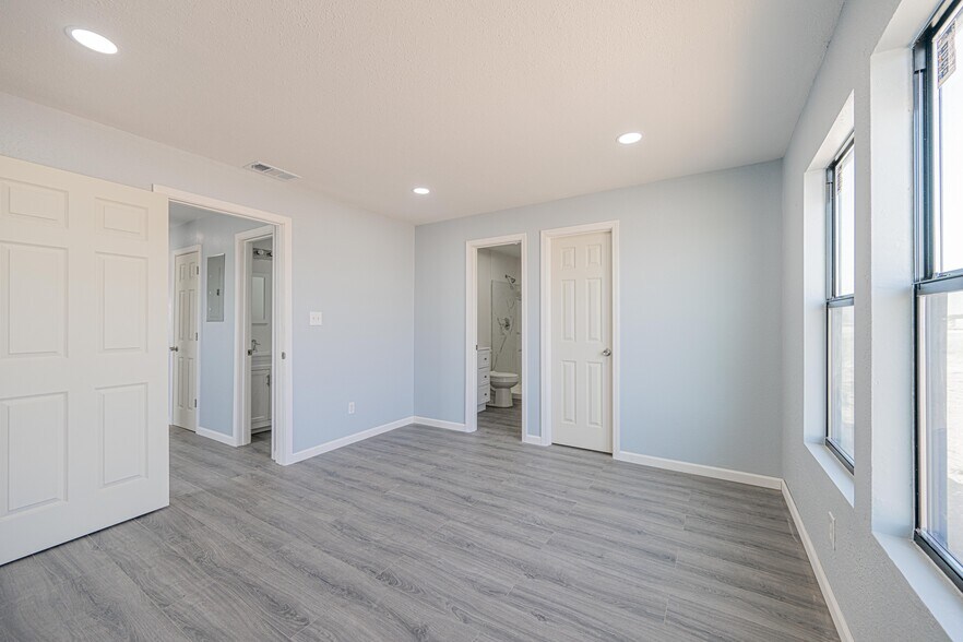 More Photos Of 241 Bass St, Odessa Land For Sale