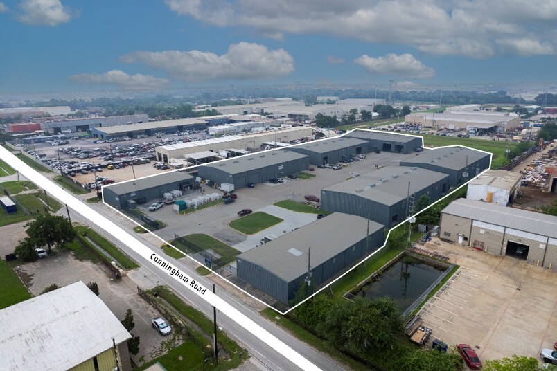 More Photos Of 5850 Cunningham Rd, Houston Unknown For Lease