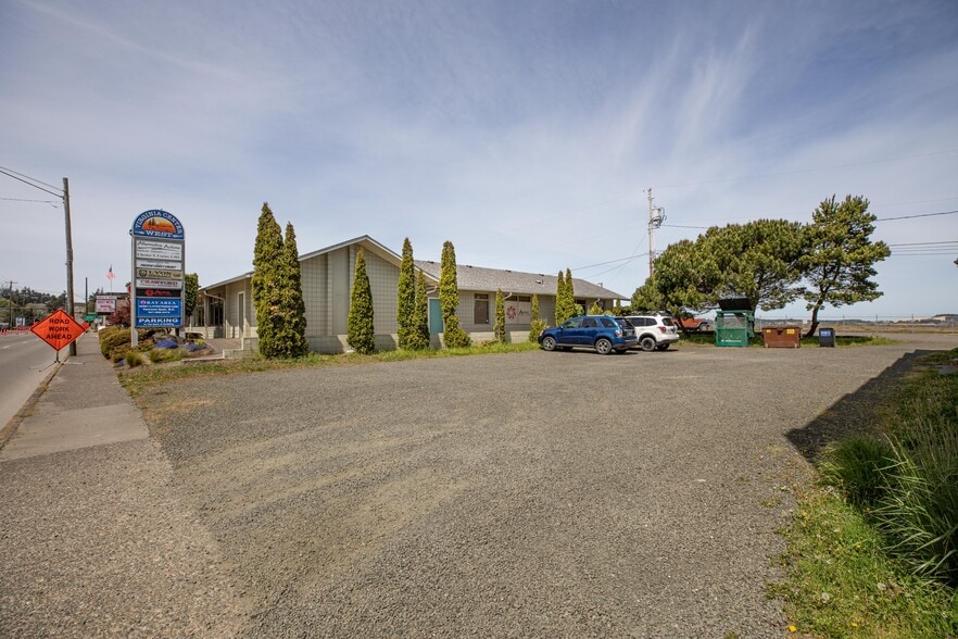 More Photos Of 1860 Virginia Ave, North Bend Medical For Lease