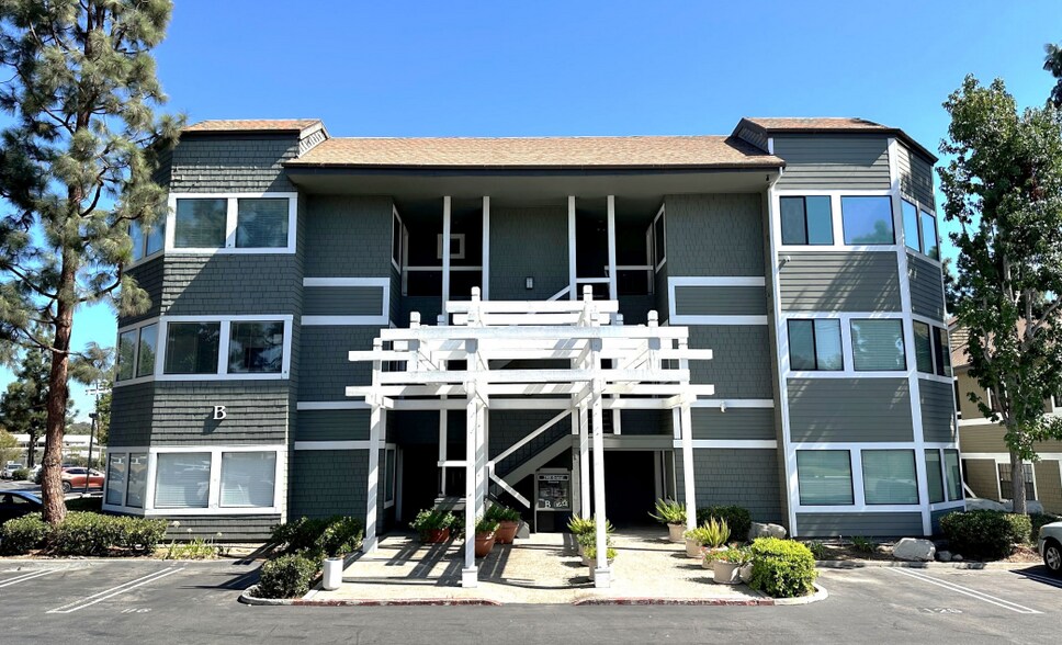 More Photos Of 2900 Bristol St, Costa Mesa Loft Creative Space For Lease