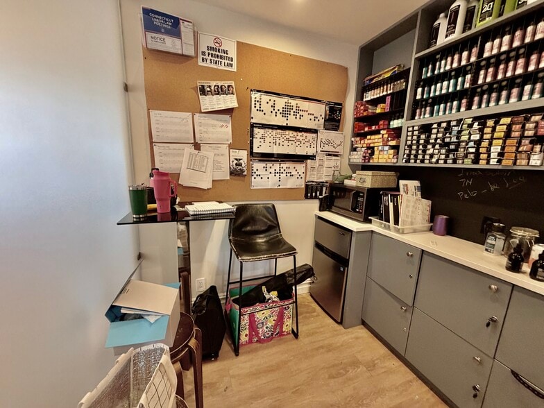 More Photos Of 272-278 Sound Beach Ave, Old Greenwich Storefront Retail Residential For Lease