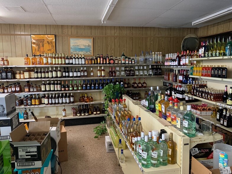 More Photos Of 3101-3103 Columbus Rd, Macon-Bibb Convenience Store For Sale