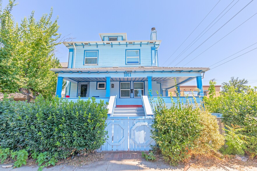 Primary Photo Of 1911 P St, Sacramento Apartments For Sale