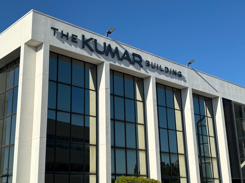 More Photos Of 3029 S Sherwood Forest Blvd, Baton Rouge Loft Creative Space For Lease