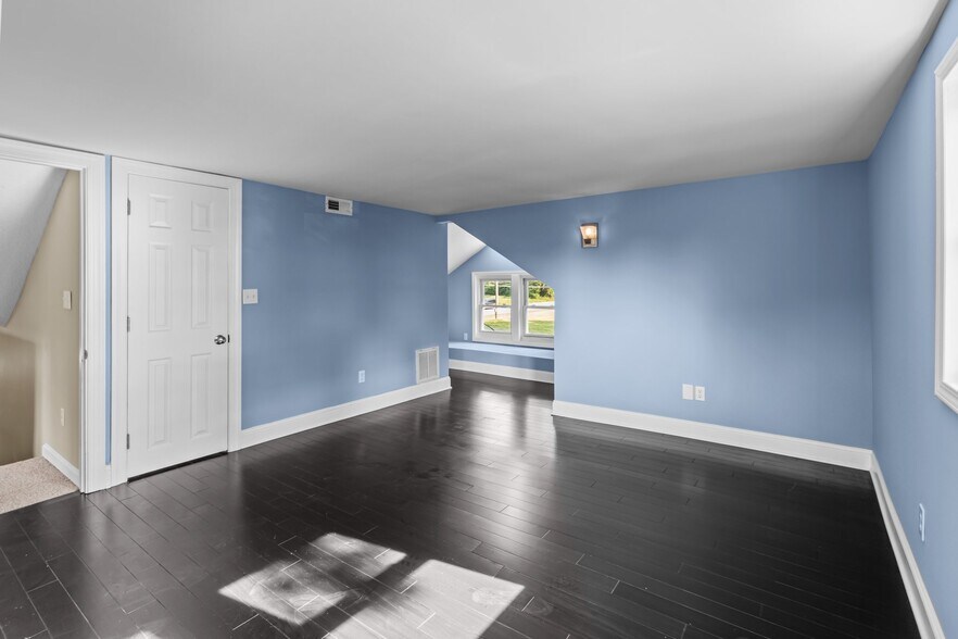 More Photos Of 319 N Central Ave, Locust Office Residential For Sale