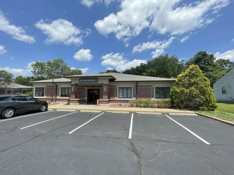 Primary Photo Of 217 Clarkson Rd, Ellisville Office For Sale