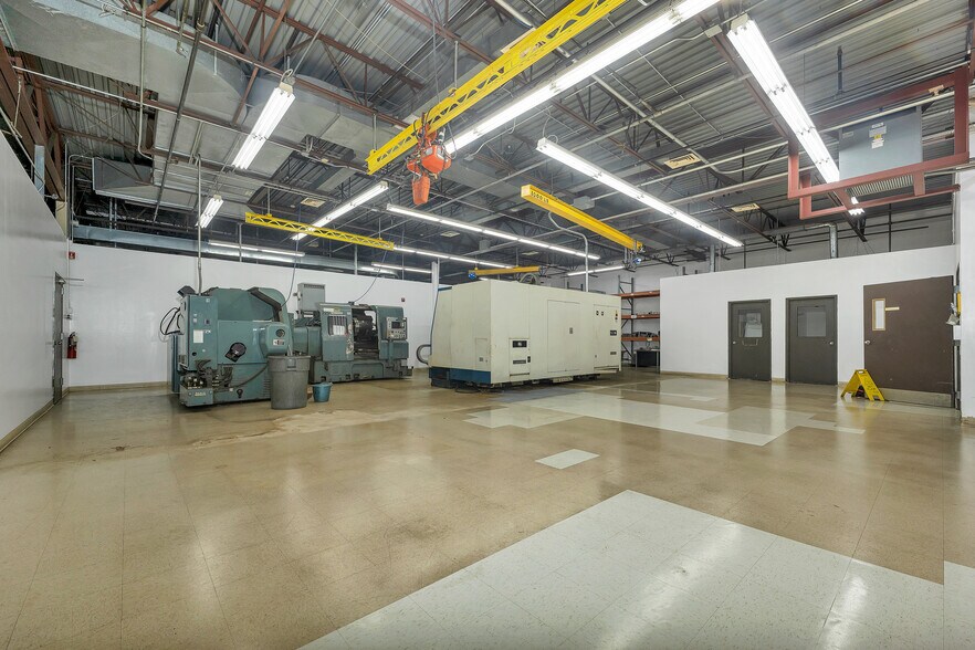 More Photos Of 200 Tilton Rd, Northfield Distribution For Lease