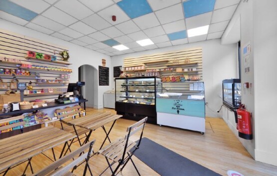 More Photos Of 49 George St, Edinburgh Storefront Retail Residential For Lease