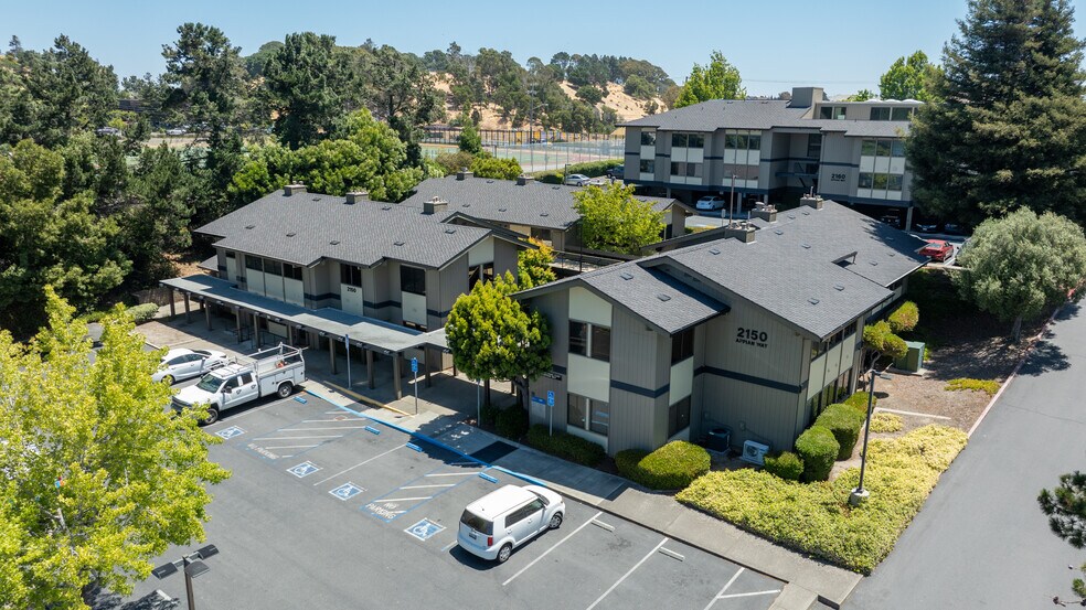 More Photos Of 1420 Tara Hills Dr, Pinole Office For Sale