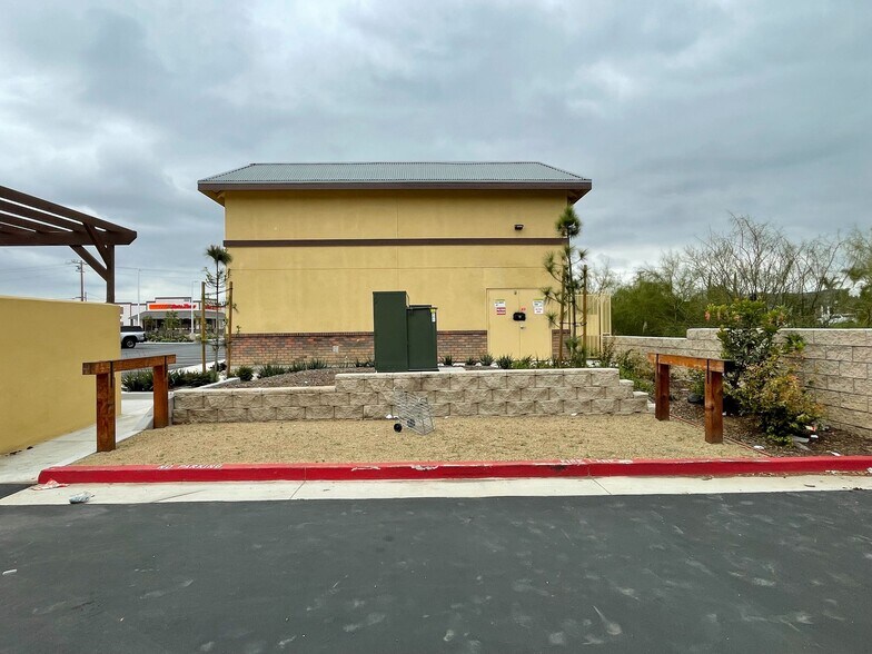 More Photos Of 9241 Limonite Ave, Jurupa Valley Unknown For Lease