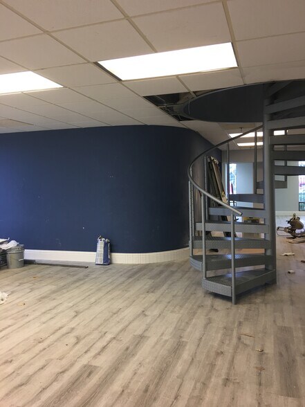 More Photos Of 10700 NW 36th Ave, Miami Warehouse For Lease