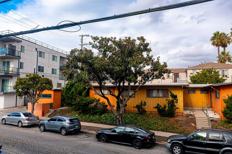 More Photos Of 5503 Thornburn St, Los Angeles Apartments For Sale