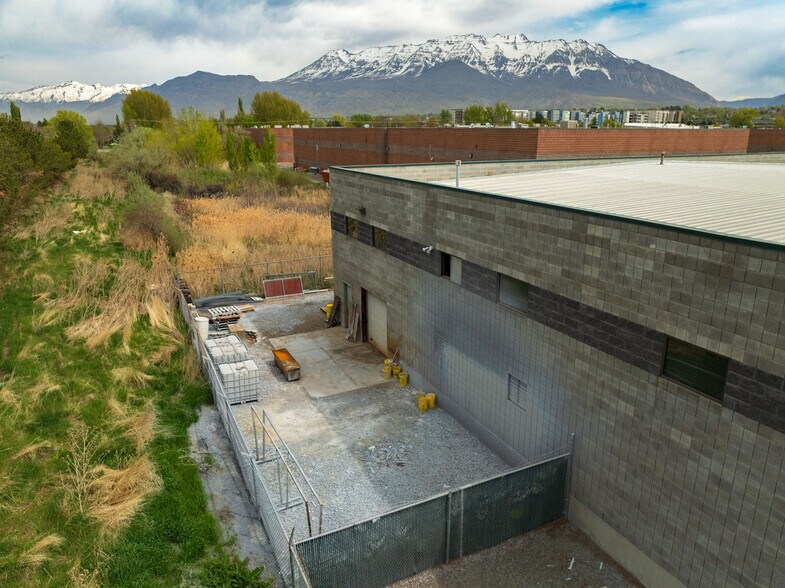 More Photos Of 1106-1134 S 1680 W, Orem Industrial For Sale