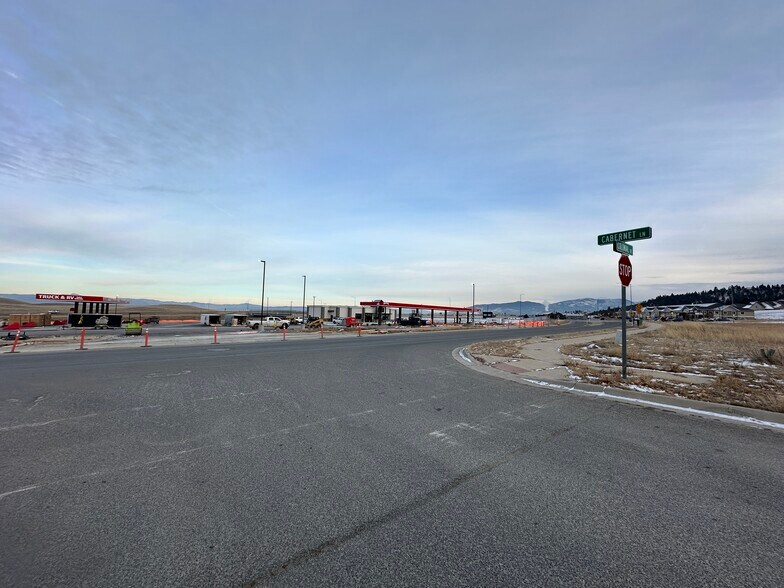 More Photos Of 3108 Colonial Dr, Helena Land For Sale