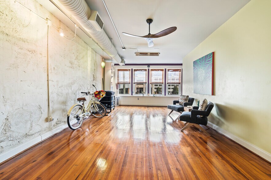 More Photos Of 633 N Trade St, Winston-Salem Storefront For Lease