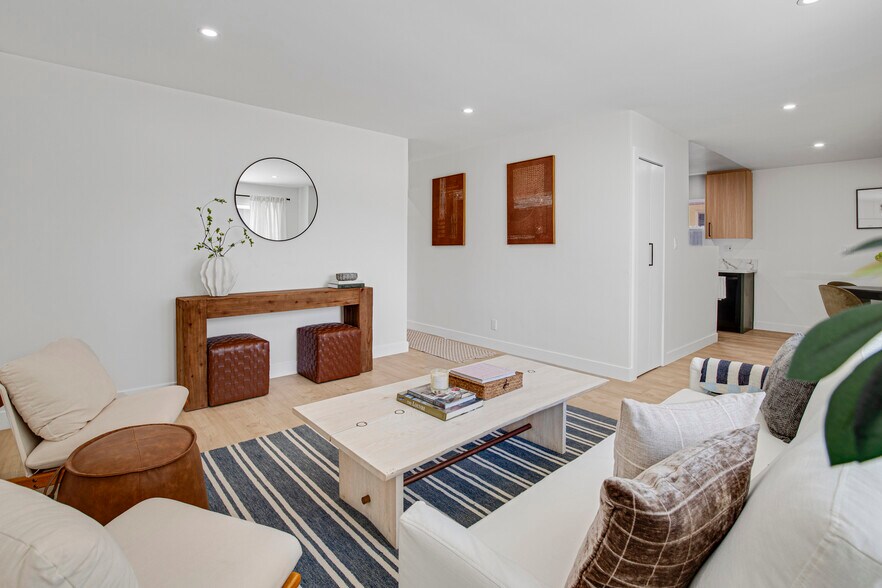 More Photos Of 18506 Kingsdale Ave, Redondo Beach Apartments For Sale
