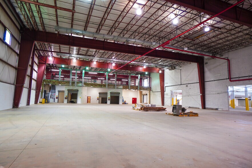 More Photos Of 845 E 136th St, Bronx Warehouse For Sale