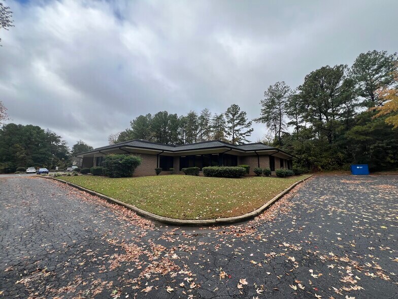 More Photos Of 1611 Sands Pl SE, Marietta Medical For Lease