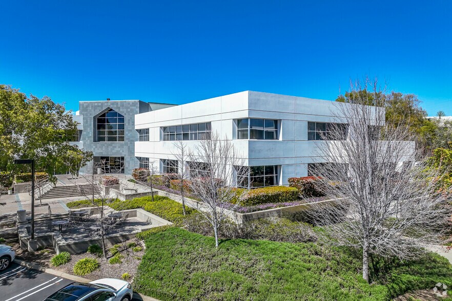 Primary Photo Of 2240 Douglas Blvd, Roseville Office For Lease