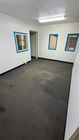 More Photos Of 96-1362 Waihona St, Pearl City Warehouse For Lease