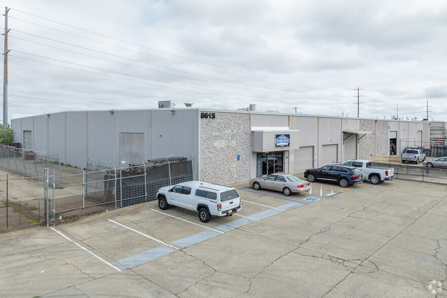 Primary Photo Of 8615 23rd Ave, Sacramento Warehouse For Sale