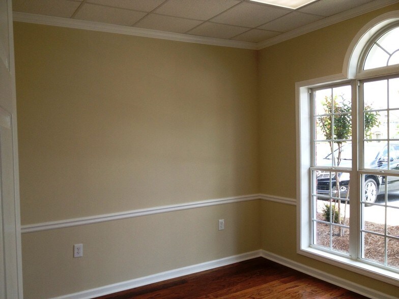 More Photos Of 530 Highland Station Dr, Suwanee Medical For Lease