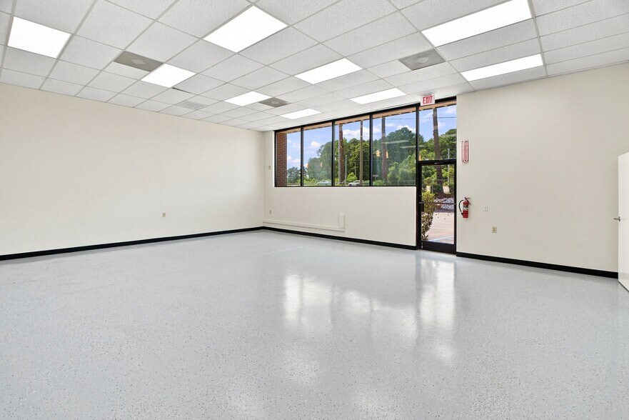 More Photos Of 3613 Jones Sausage Rd, Garner Flex For Lease