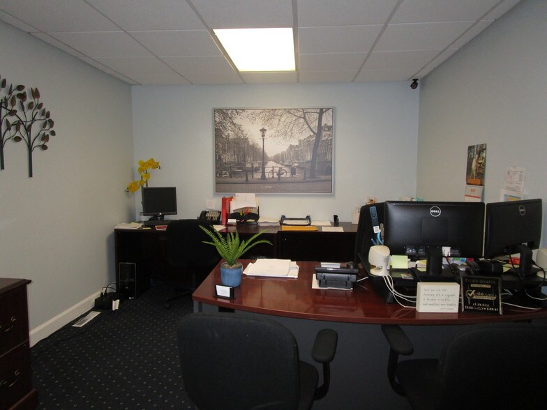 More Photos Of 1347 Us Highway 46 W, Ledgewood Office For Sale