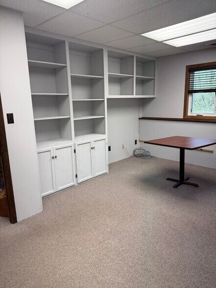 More Photos Of 424 E Mill Ave, Pelican Rapids Office For Lease