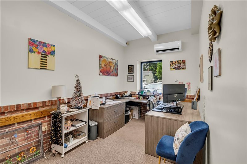 More Photos Of 201 Oakdale Rd, Johnson City General Retail For Sale