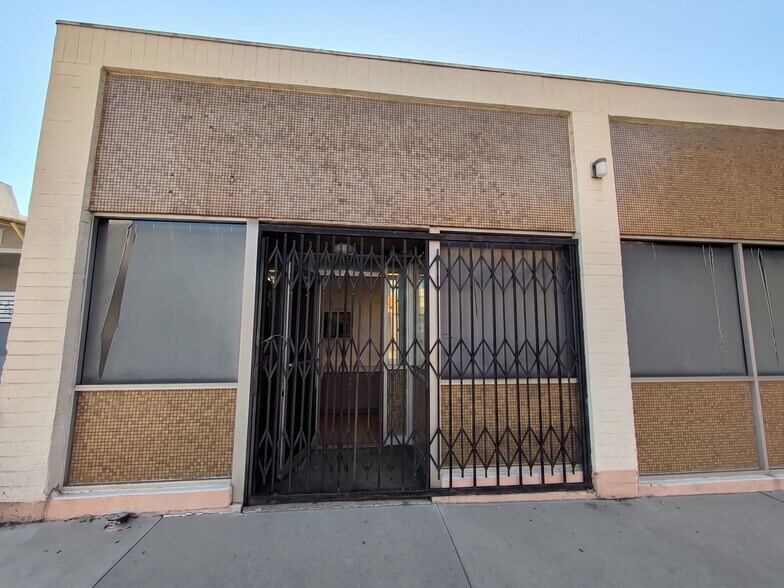 More Photos Of 622 N Larchmont Blvd, Los Angeles Office For Lease