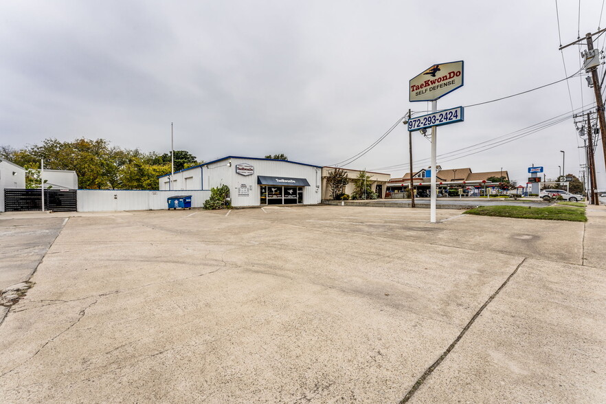 Primary Photo Of 601 S Main St, Duncanville General Retail For Sale