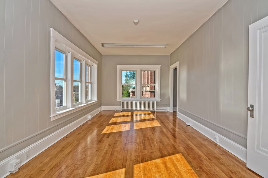 More Photos Of 1078 Main St, Leicester Coworking Space