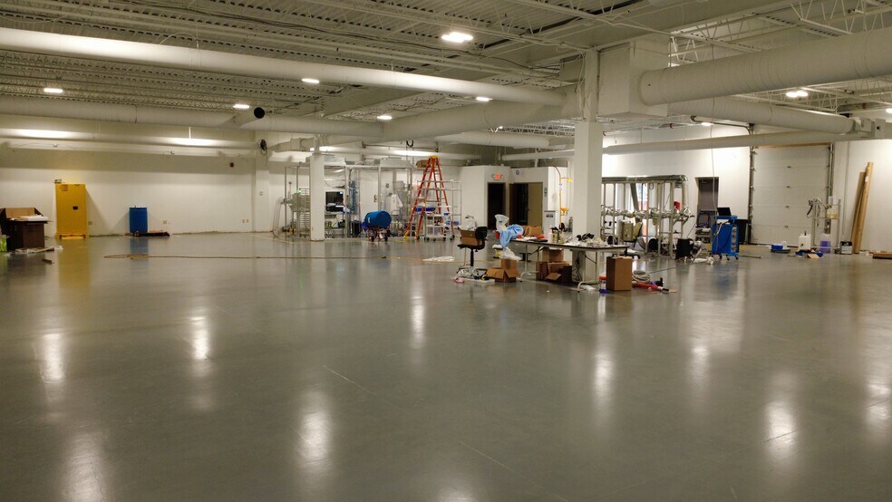 More Photos Of 343 E 82nd St, Chaska Warehouse For Sale