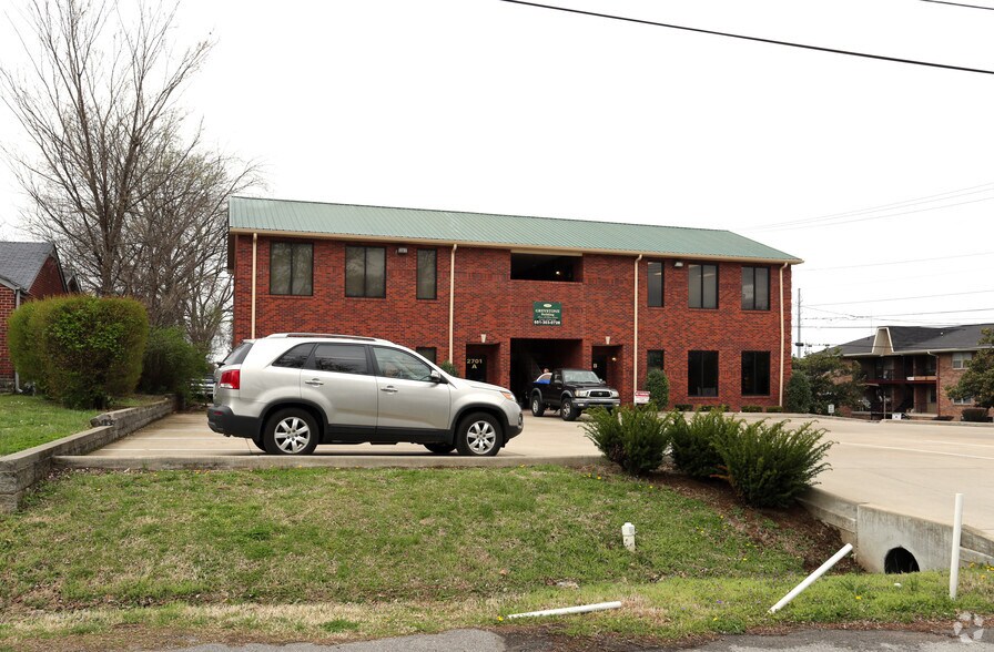 More Photos Of 2701 Greystone Rd, Nashville Office Residential For Lease