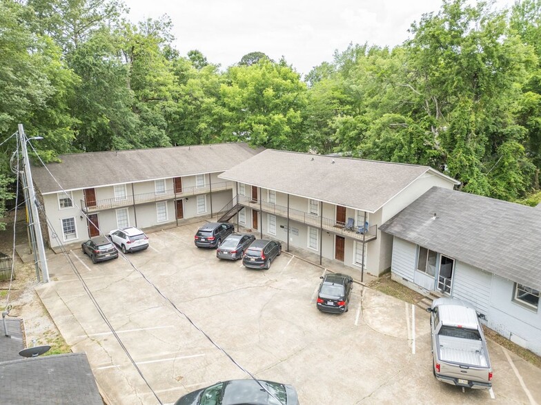 Primary Photo Of 522 & 524 University Dr, Starkville Apartments For Sale