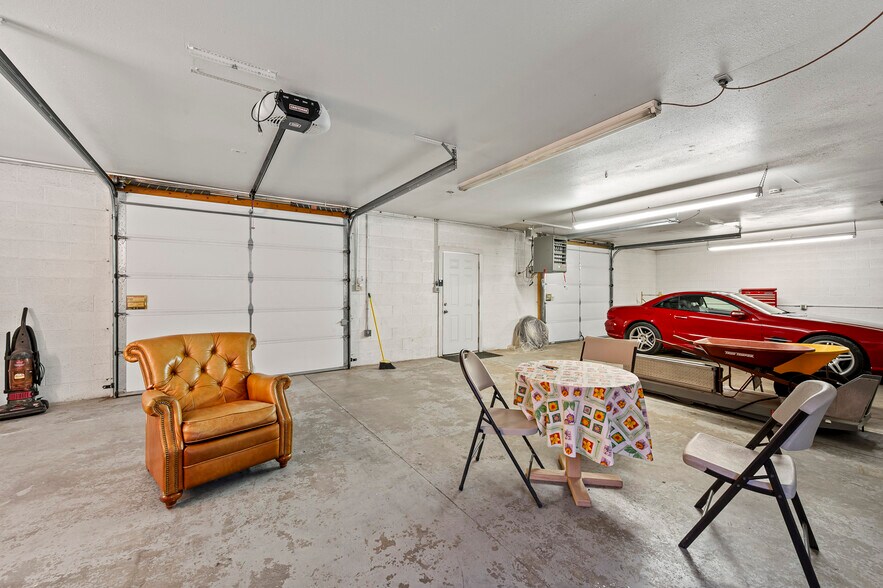 More Photos Of 1157 S Main St, Cedar City Auto Repair For Sale