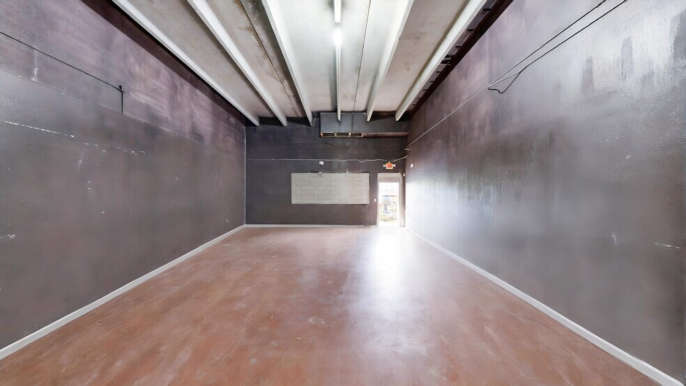 More Photos Of 27330 S Dixie Hwy, Homestead Storefront Retail Office For Sale