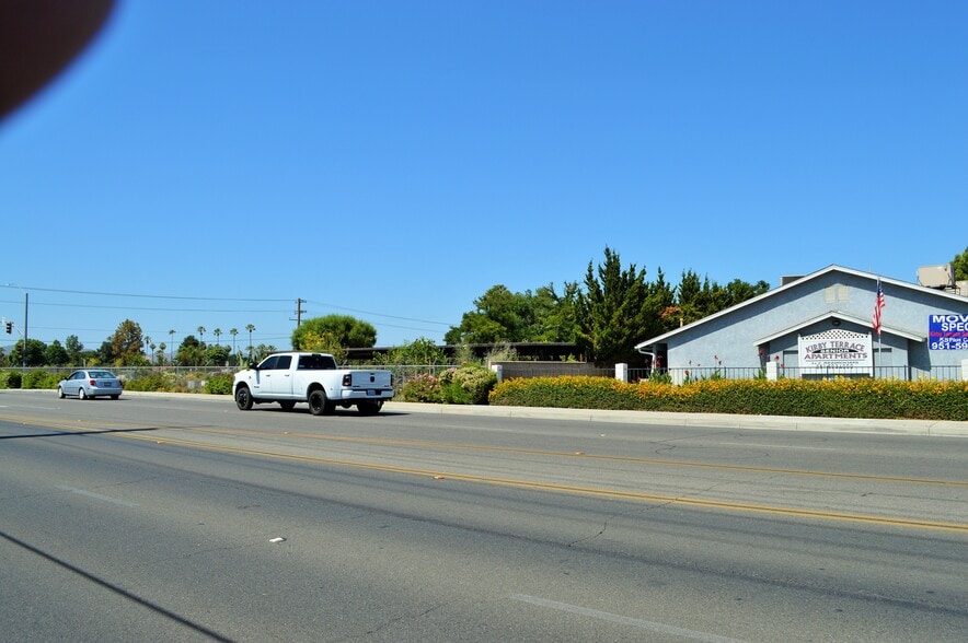 More Photos Of 2750 W Devonshire Ave, Hemet Freestanding For Sale