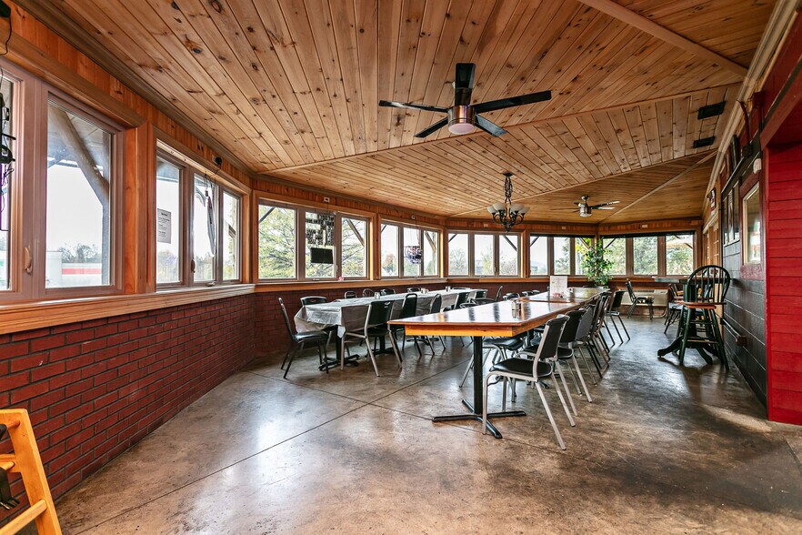 More Photos Of 4950 KY-52, Loretto Restaurant For Sale