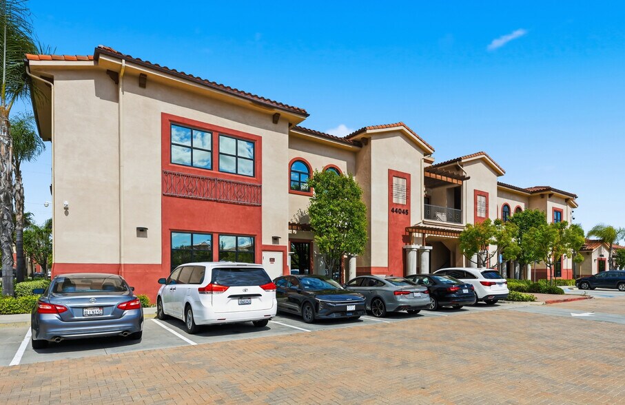 More Photos Of 44065 Margarita Rd, Temecula Unknown For Lease