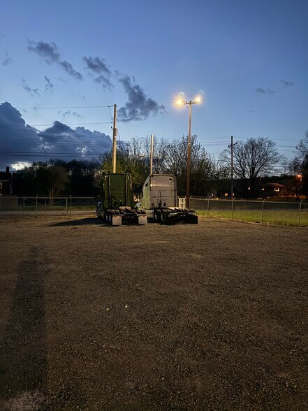 More Photos Of 4881 Pittsburgh Rd, Harrisville Light Distribution For Sale