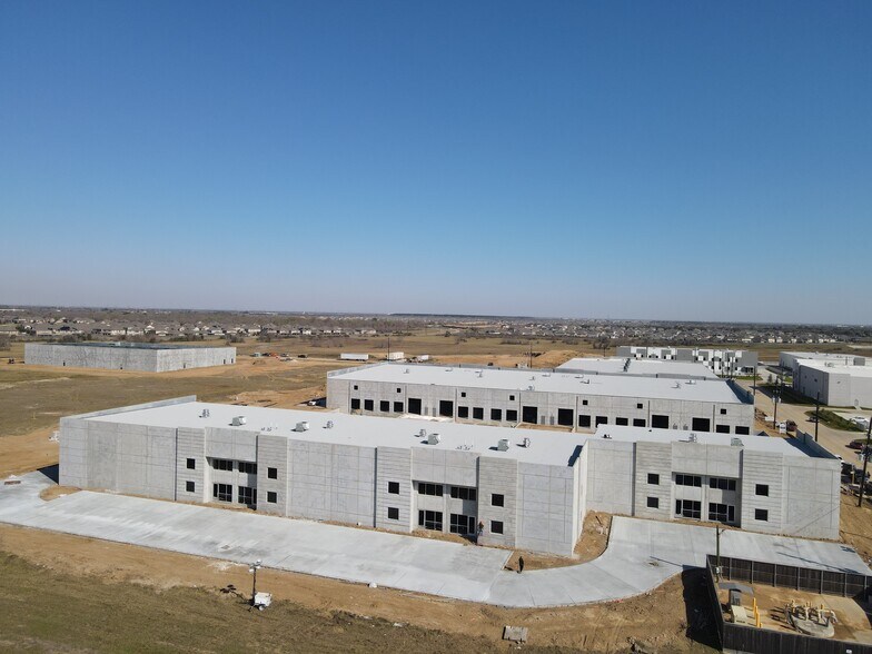 More Photos Of 4219 Clay Commerce Dr, Katy Warehouse For Lease