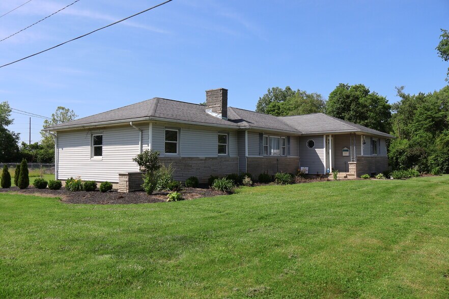 More Photos Of 6901 Harrisburg Pike, Orient Office For Lease