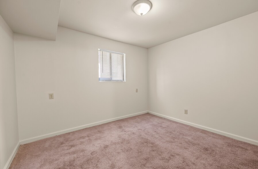 More Photos Of 81 Terry Ct, Collinsville Apartments For Sale